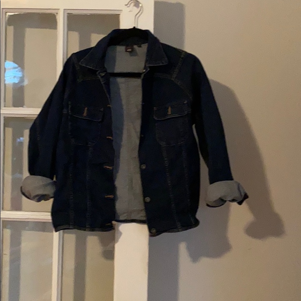Super flexible denim jacket